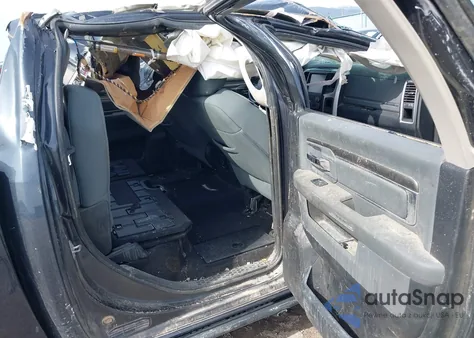 2017 Ram 1500 Big Horn 4X4 6'4 Box z USA, uszkodzony, nr VIN 1C6RR7TT1HS764667